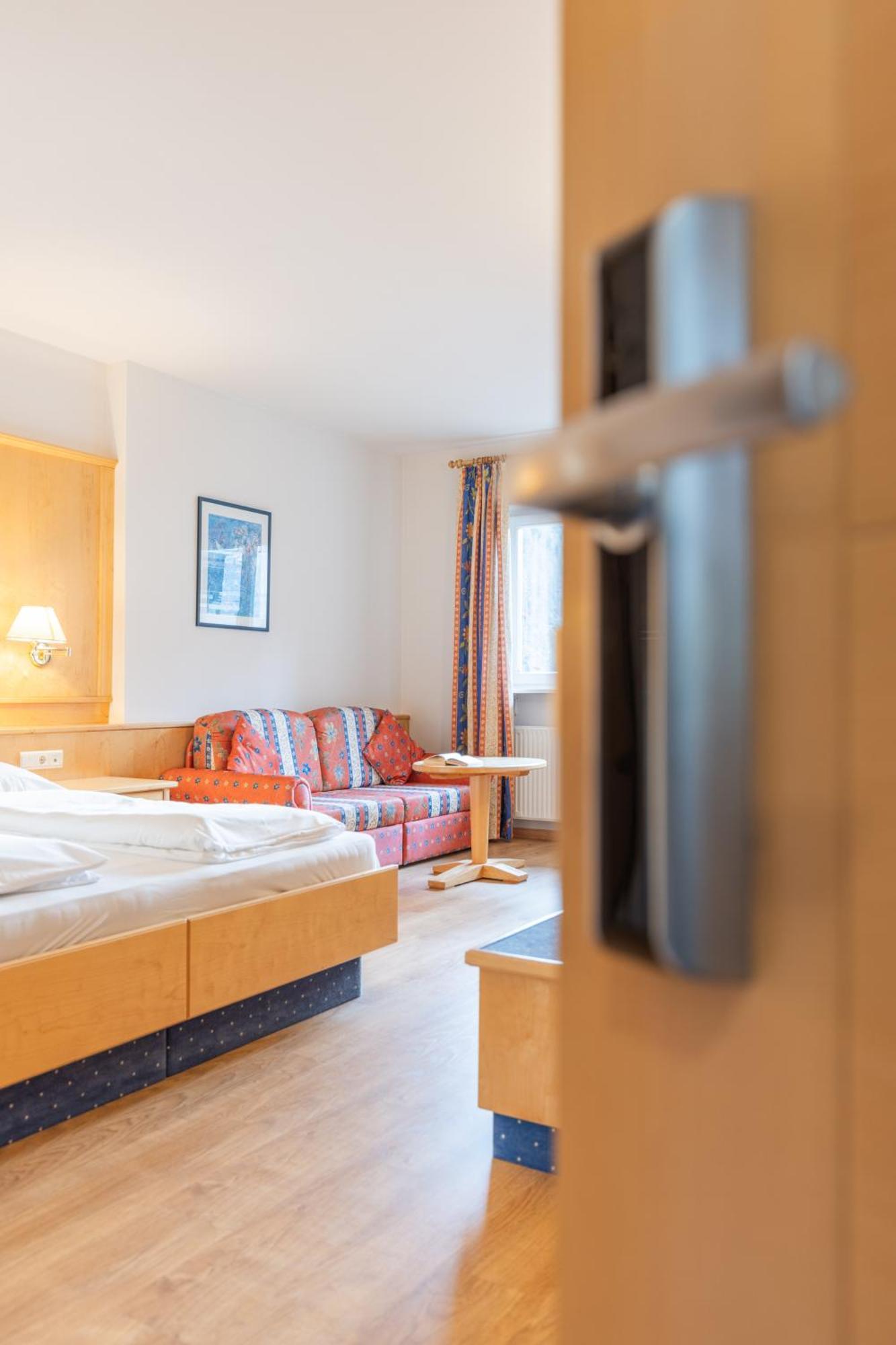 Hotel Central Nova Levante Extérieur photo